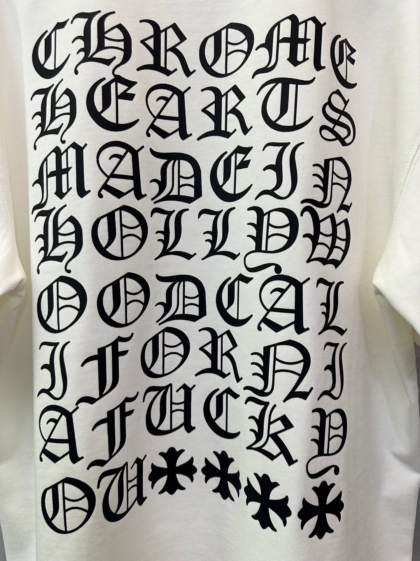 P270 Chrome Hearts 25ss classic Sanskrit gray letter round neck short-sleeved T-shirt. Fabric is high-definition and super heavy. Cotton double yarn compact Xinjiang cotton. Weight 400g. Paired with 2*2 Salona rib. 420g. Clean cloth. Clear texture. Tight feel. Stiff. High color fastness. No deformation. No discoloration. Customized hardware. Thread. Accessories. Alignment. Same style for men and women. -Color: Black White Gray -Size: XS S M L XL
